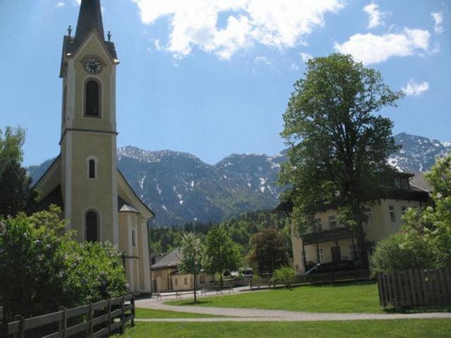 Luise Wehrenfennig & Haus Eva Hotel Bad Goisern Bagian luar foto