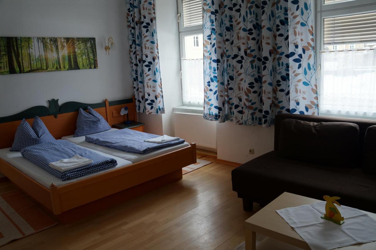 Luise Wehrenfennig & Haus Eva Hotel Bad Goisern Bagian luar foto