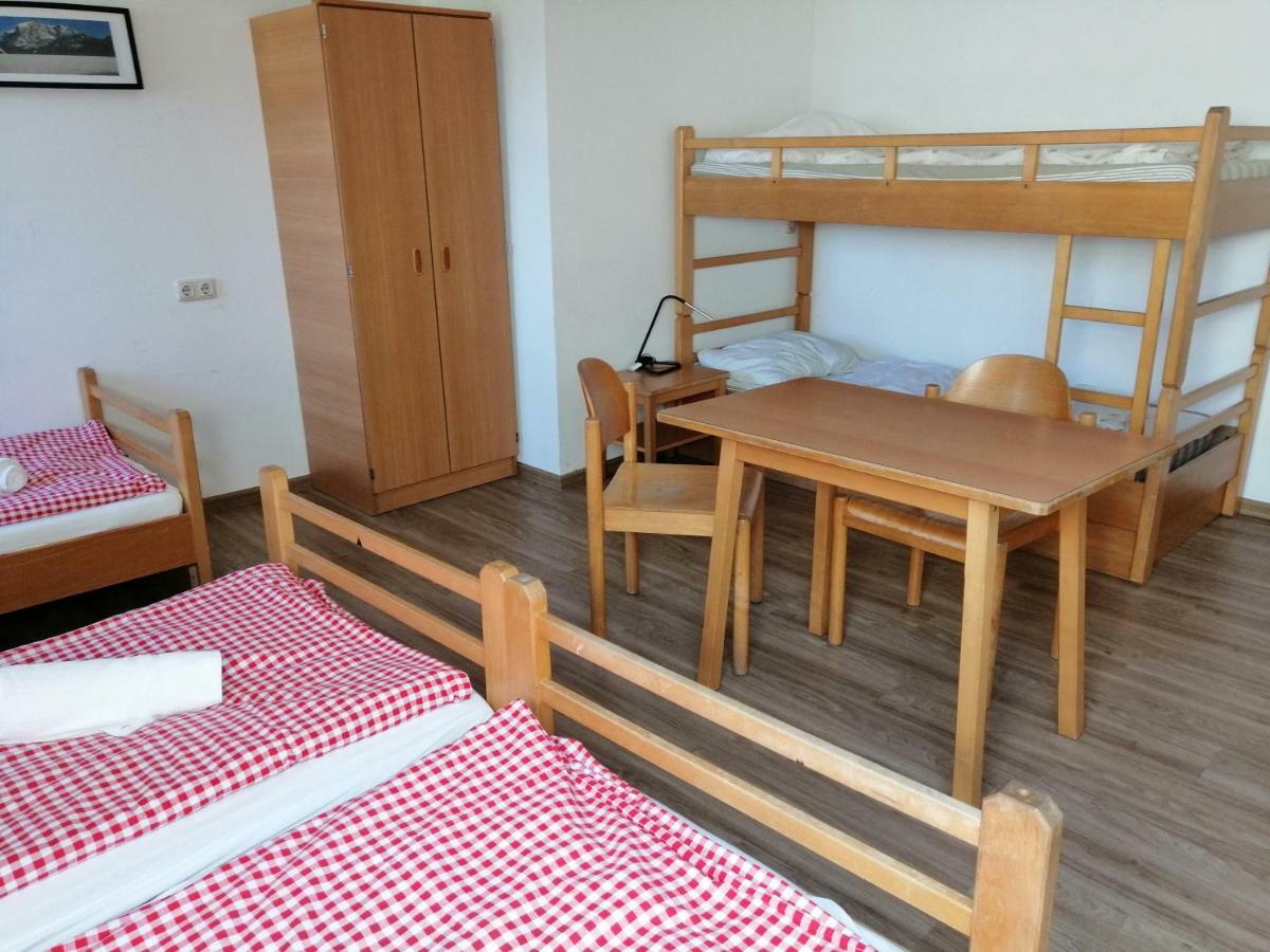 Luise Wehrenfennig & Haus Eva Hotel Bad Goisern Bagian luar foto