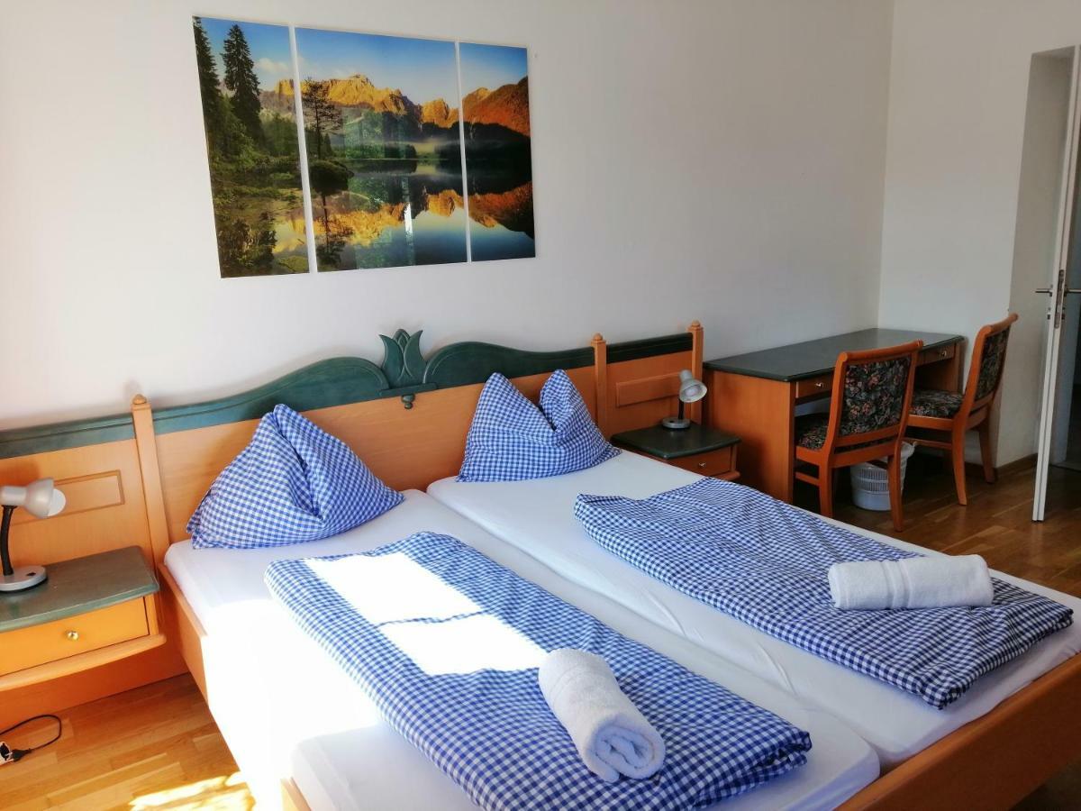 Luise Wehrenfennig & Haus Eva Hotel Bad Goisern Bagian luar foto