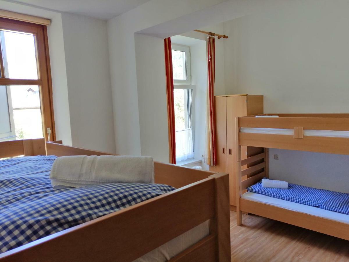 Luise Wehrenfennig & Haus Eva Hotel Bad Goisern Bagian luar foto