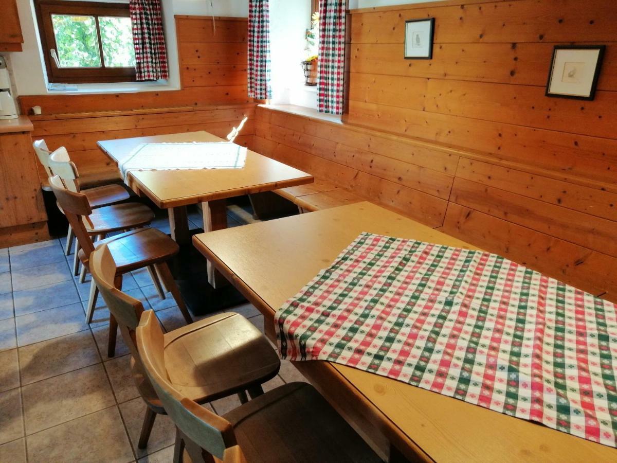 Luise Wehrenfennig & Haus Eva Hotel Bad Goisern Bagian luar foto